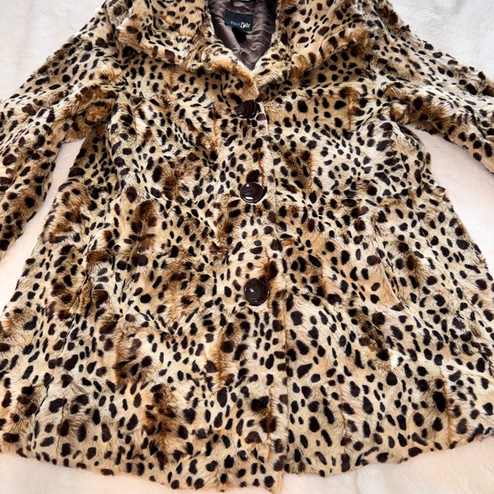 East 5th Animal Print Teddy Jacket - Picture 6 of 12